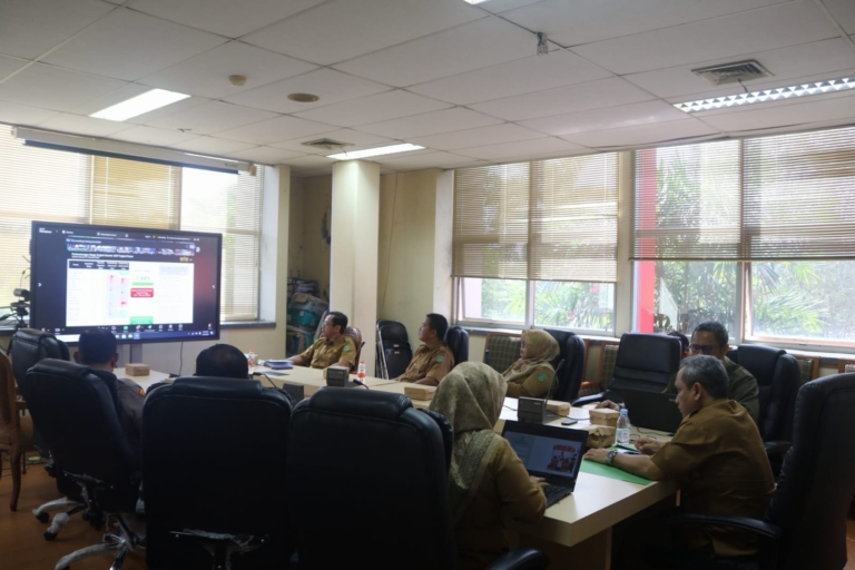Rakor Pengendalian Inflasi: Pemkab Kukar Berkomitmen untuk Mengendalikan Harga Kebutuhan Pokok.