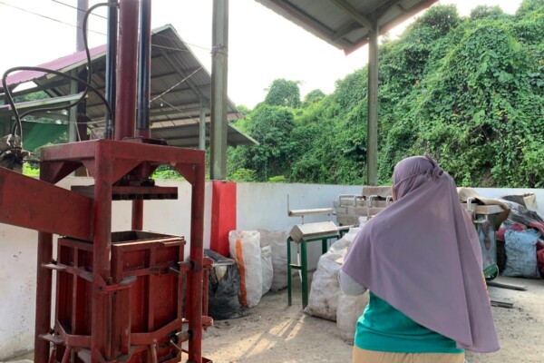 WhatsApp Image 2025-10-16 at 15.48.47