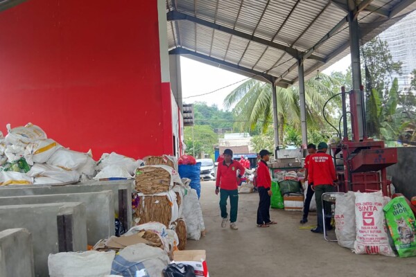 WhatsApp Image 2025-10-23 at 21.48.41