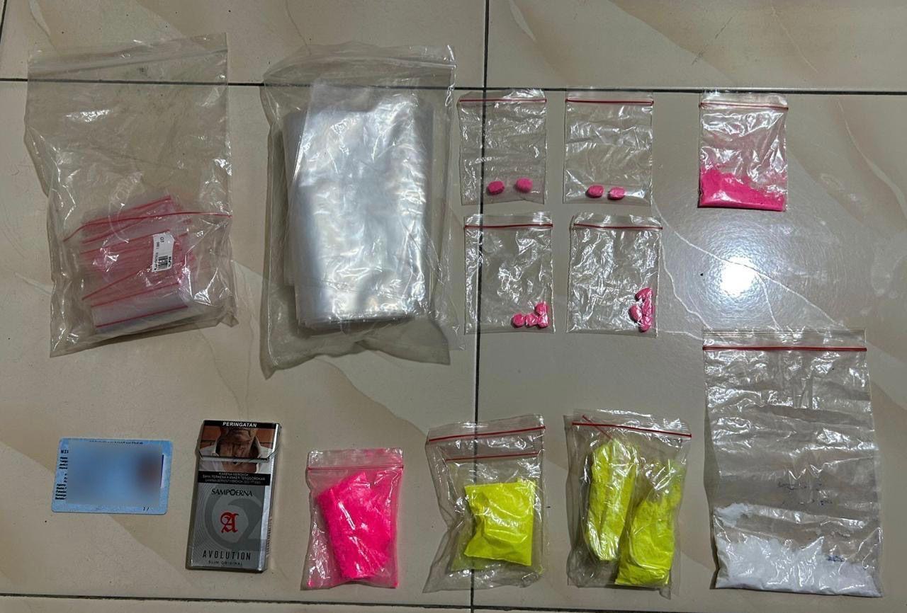 3b16981e-1107-4de0-a2f6-c3007a31a9c7