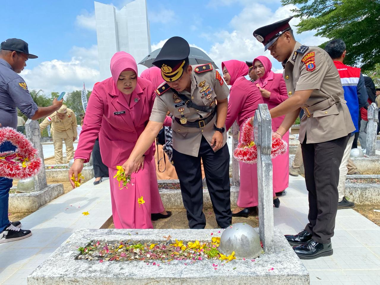 4da5d593-b071-4bb8-b456-321c735610f1