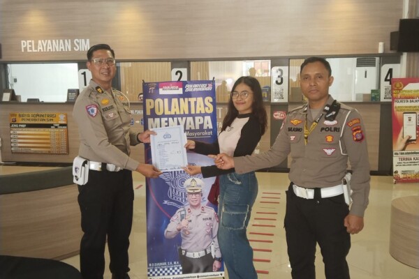 72c6a319-b7cc-4a83-9523-63781ca1b9b6