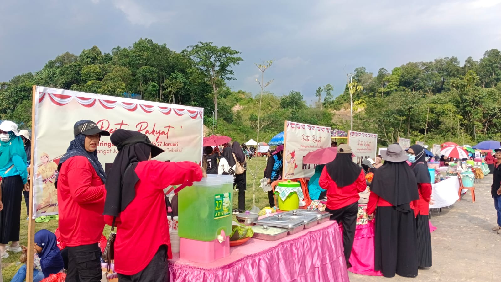 eb84fcdc-831f-47ad-8557-6bfb9f99a2ef