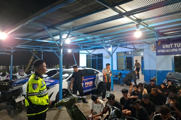 048c1770-08fa-4580-84c9-44759f265b16