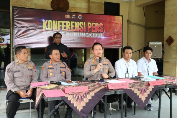 99f67405-0047-43c2-814f-e6c9f48a2e70