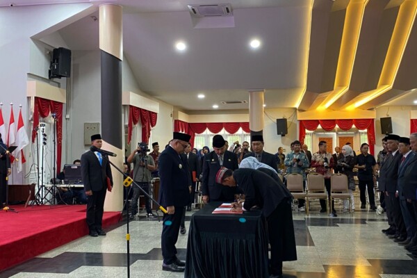 cc485e5b-0f86-4cdf-81f1-d6067ac7a62d