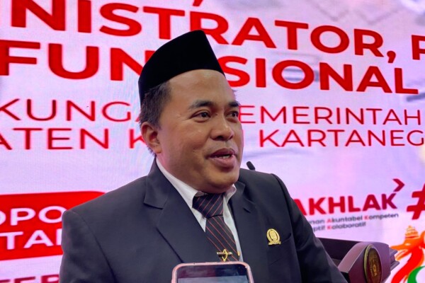 e70abed2-1583-40cc-9a37-e1eb474af43e