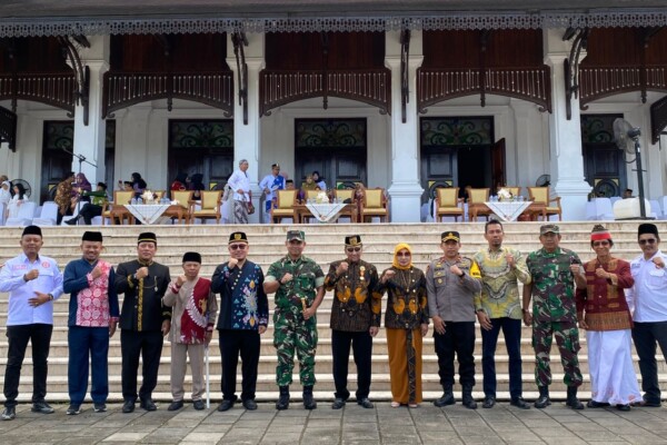 fee25f41-33a4-4abf-adc0-e84e08815ad5