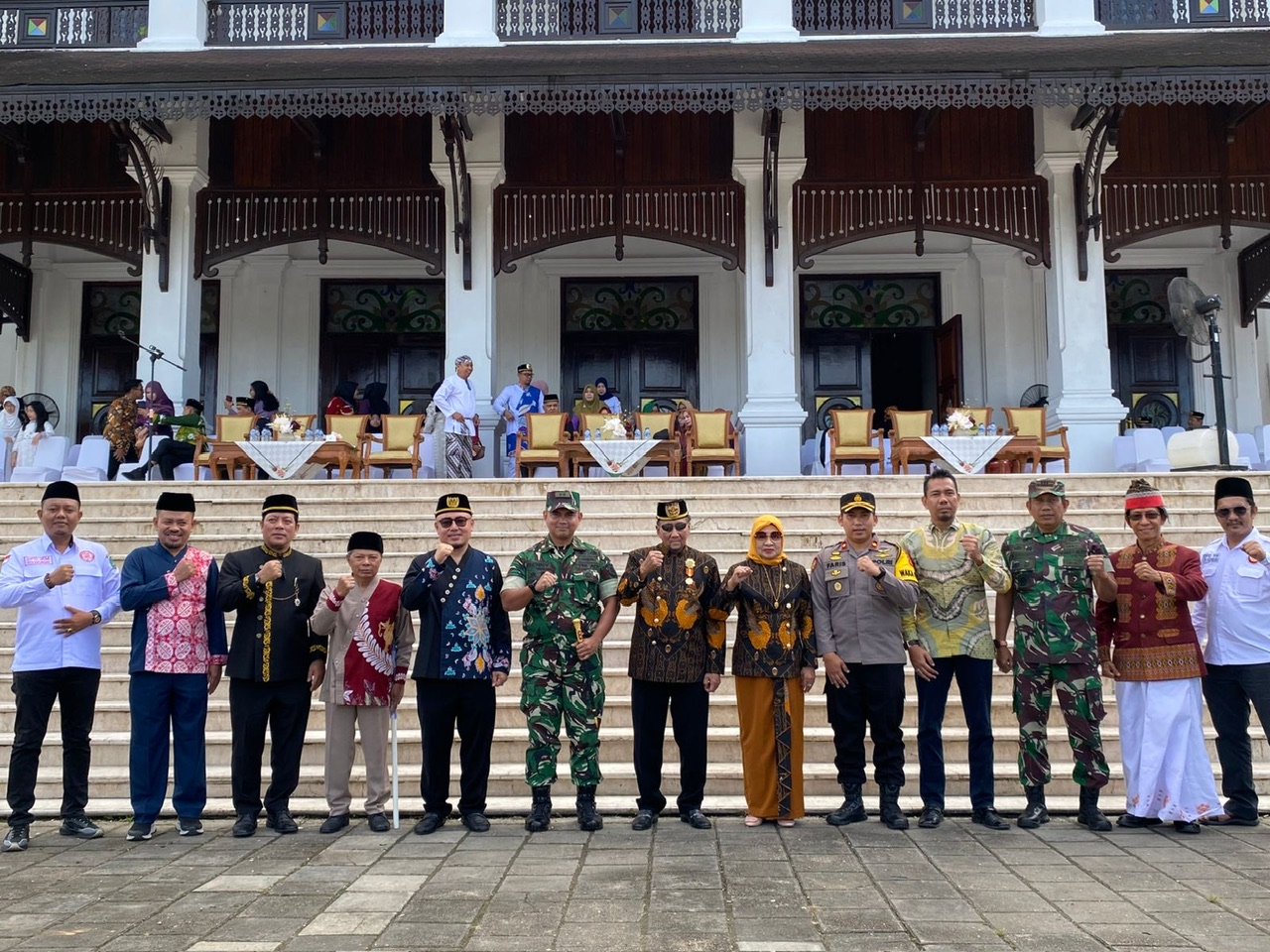 fee25f41-33a4-4abf-adc0-e84e08815ad5